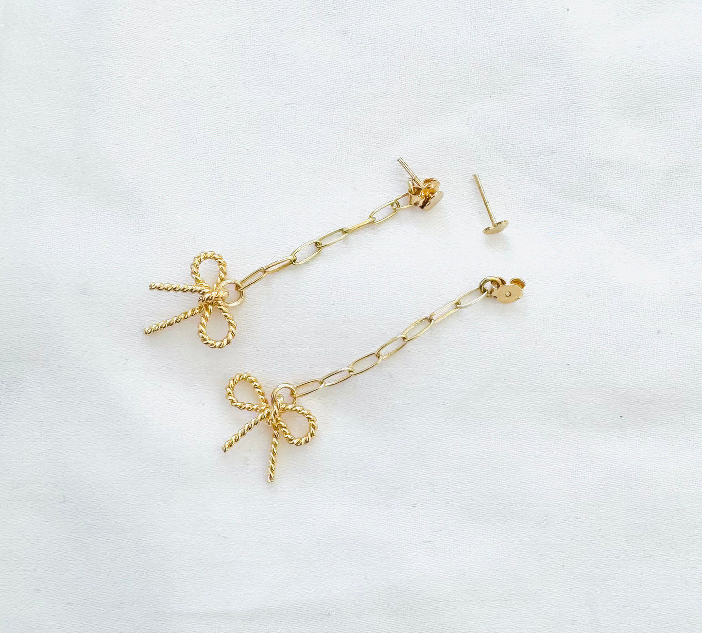 Chain bow earrings